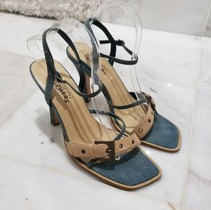 sketchers with heels